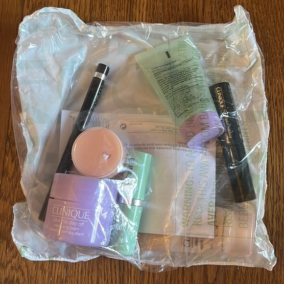 NWT CLINIQUE x Kate Spade Bundle - Picture 5 of 7